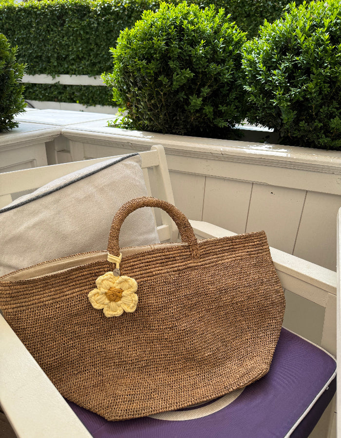 Flower keychain | crochet bag charm LILLABEL