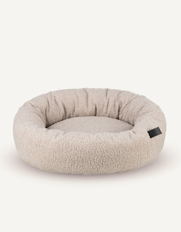 Nest cloud bed for a small or medium-sized dog
